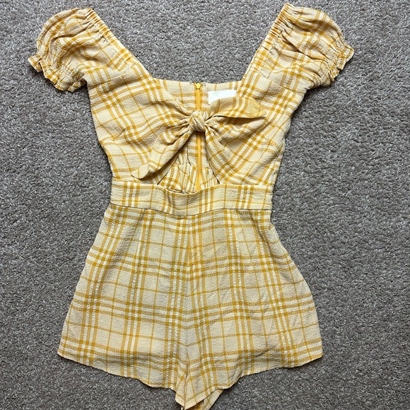 REVOLVE Capulet Flynn Tie Front Plaid Romper Size Xs - Picture 4 of 7